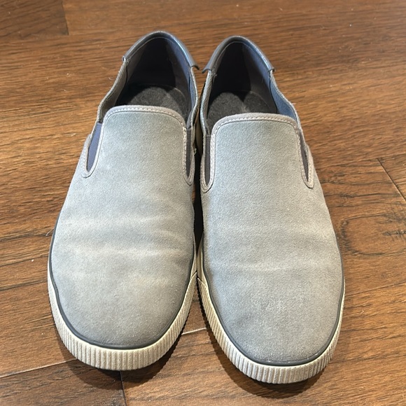 Cale Haan Slip ons size 8 - Picture 2 of 2